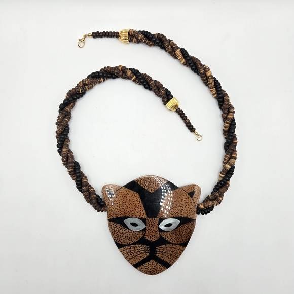 Cheetah Pendant Necklace Inlay Beaded  Coconut Mother Of Pearl Boho Bohemian Vtg - Picture 2 of 4